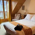 Du Lys De Luchon Bagnères-de-Luchon