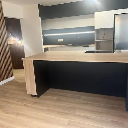 Du Lys De Luchon * Bagnères-de-Luchon