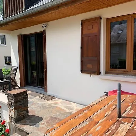 Du Lys De Luchon فيلة